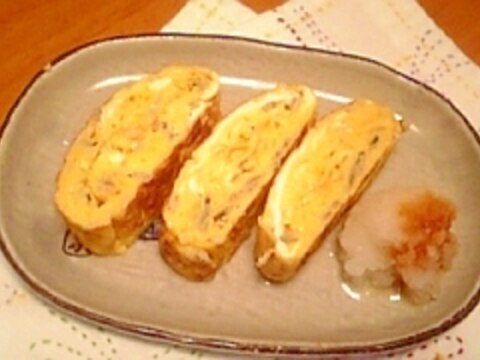 あまじょっぱい味で美味しい！釜揚げシラスの玉子焼き